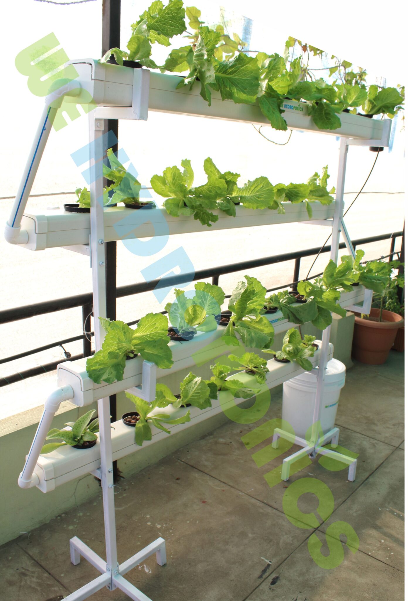 28 Planter Hydroponics NFT / DFT system - Portable, Easy and ready to